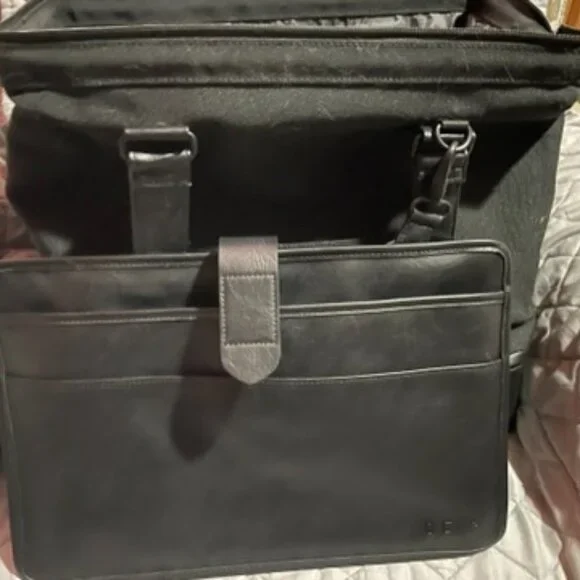 BÉIS Convertible 'The Weekender' in Black - Picture 4 of 6